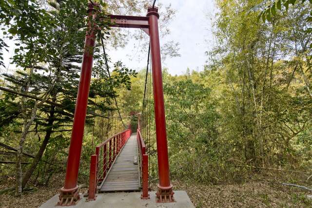照片-二號吊橋保留最原始的古樸樣貌